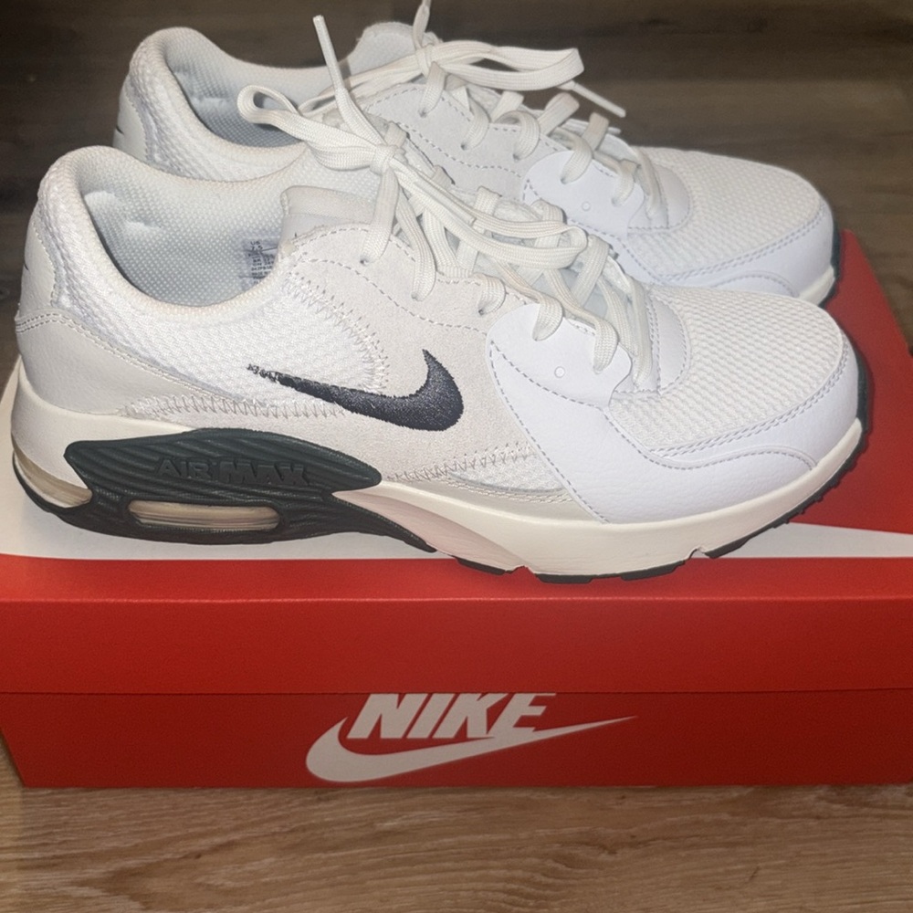 Nike White Air Max Sneakers Excee - Picture 2 of 4